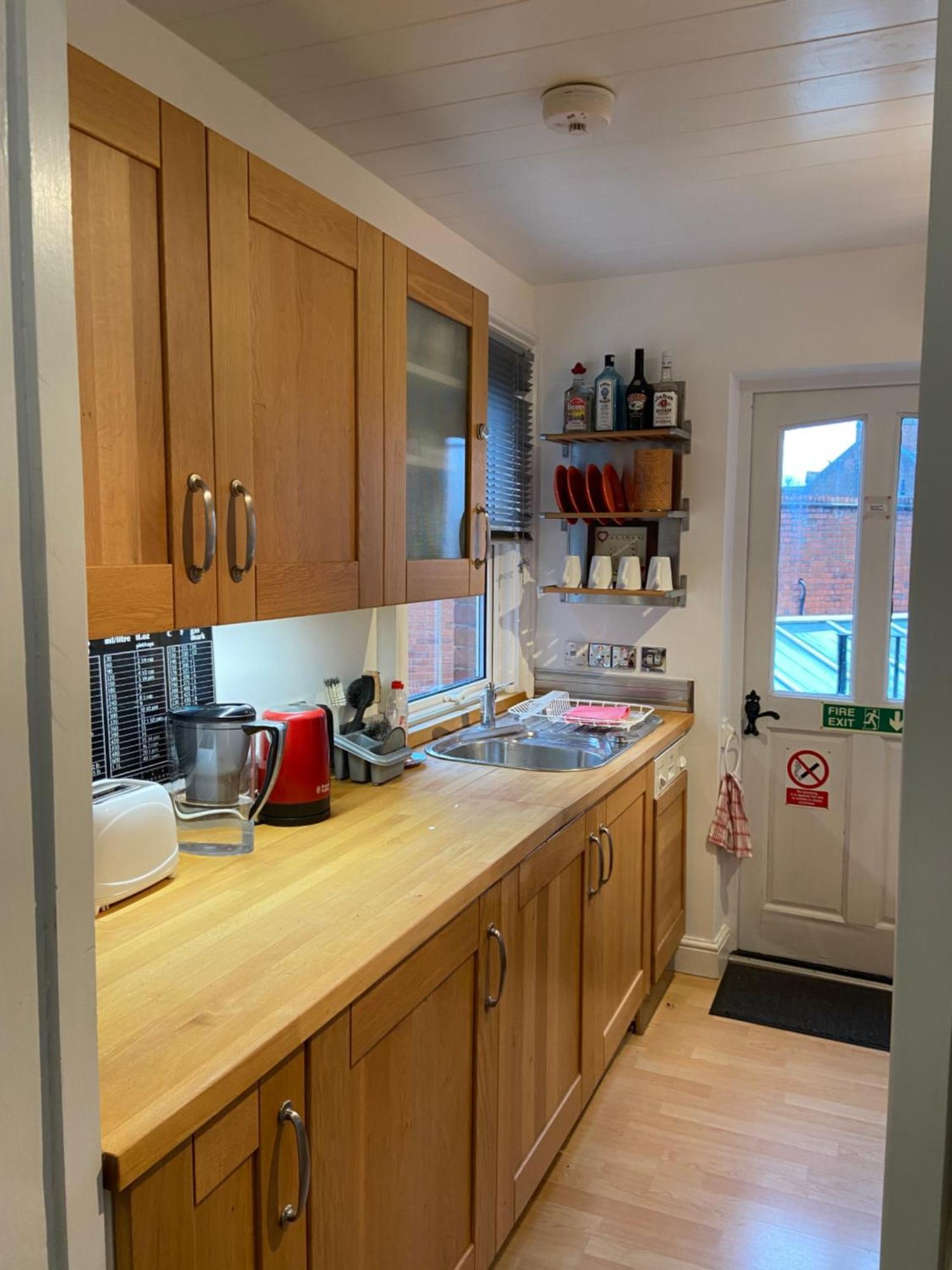 Deluxe Three Bed Bnb In Henley-On-Thames Near Station River & Town Centre Exterior foto